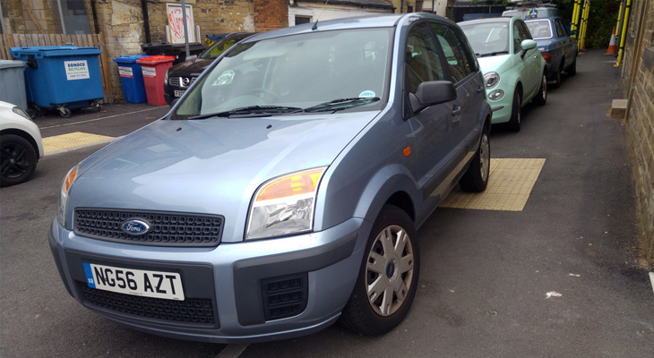 Can you park on the pavement? Parking rules explained.